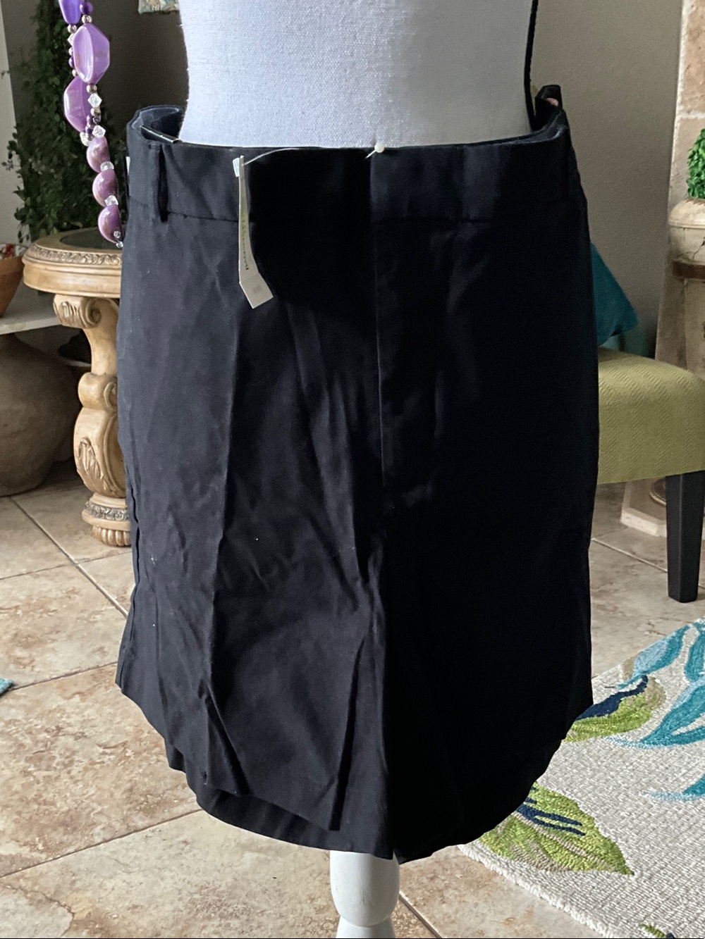 BANANA  REPUBLIC SHORTS